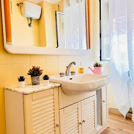 Homestay Domus Flavia Trastevere *
